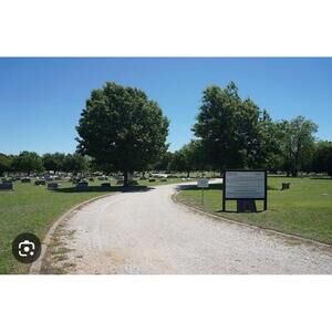 2 -7 BURIAL PLOTS Available PARKDALE CEMETERY Arlington 76010 AUTION FOR 2 PLOTS